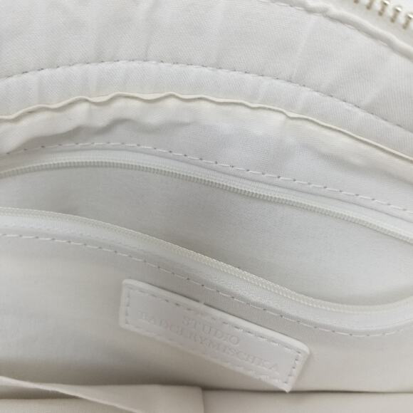 Badgley Mischka NEW White Vegan Purse Lightweight Zipper Closure Women's NWT - Picture 11 of 15